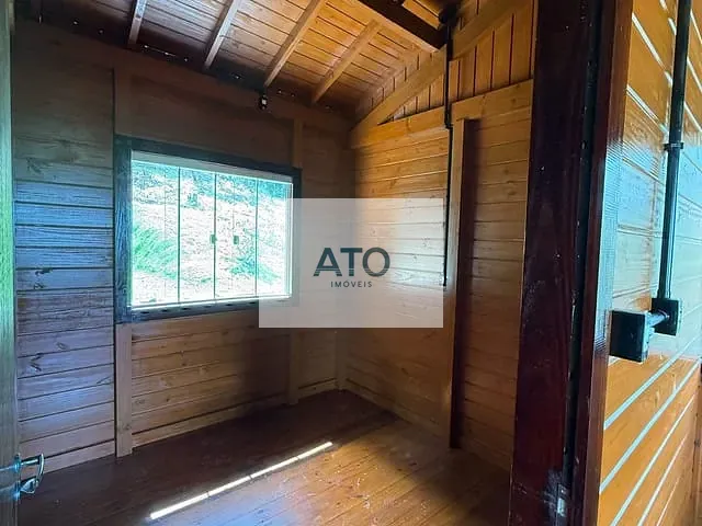 Sítio com 10000m² 3 quartos e 2 banheiros, à venda, no bairro TERRA NOVA em Tijucas