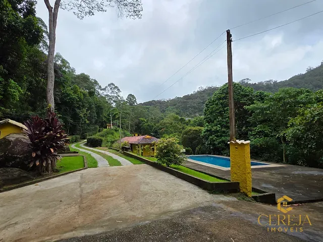 Sítio com 105496m² 4 quartos e 4 banheiros, à venda, no bairro Conselheiro Paulino em Nova Friburgo