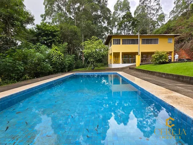 Sítio com 105496m² 4 quartos e 4 banheiros, à venda, no bairro Conselheiro Paulino em Nova Friburgo