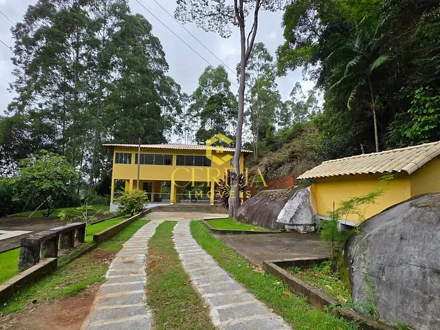 Sítio com 105496m² 4 quartos e 4 banheiros, à venda, no bairro Conselheiro Paulino em Nova Friburgo