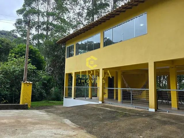 Sítio com 105496m² 4 quartos e 4 banheiros, à venda, no bairro Conselheiro Paulino em Nova Friburgo