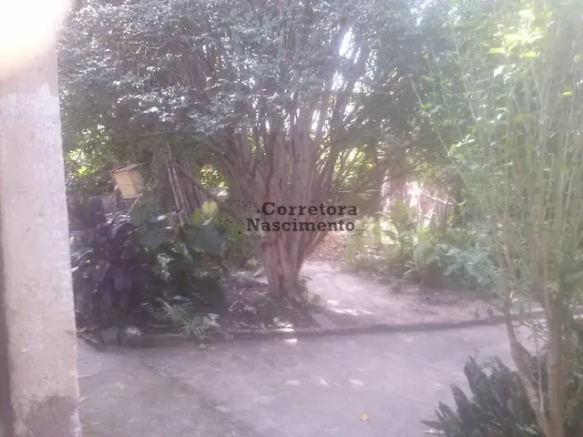Sítio com 850m², à venda, no bairro Chácara Marambaia em Caçapava
