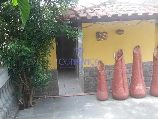 Sítio com 2017m² 6 quartos e 8 banheiros, à venda, no bairro Santa Cruz em Rio de Janeiro