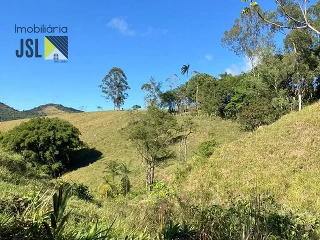 Sítio com 108900m² 5 quartos e 1 banheiro, à venda, no bairro Roncador em São Francisco Xavier