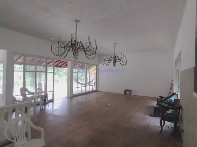 Sítio 4 quartos e 9 banheiros, à venda, no bairro Fazenda Inglesa em Petrópolis