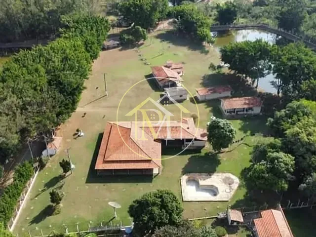 Sítio com 169400m² 4 quartos e 2 banheiros, à venda, no bairro centro em Cesário Lange