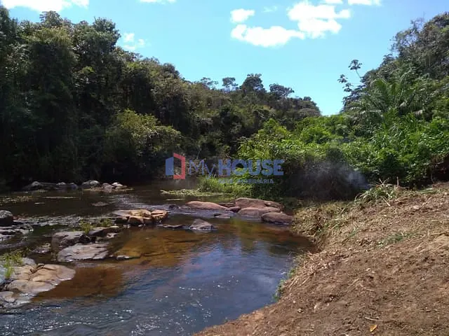 Sítio com 180000m² 3 quartos e 2 banheiros, à venda, no bairro Ilhéus II em Ilhéus