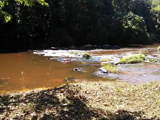 Sítio com 180000m² 3 quartos e 2 banheiros, à venda, no bairro Ilhéus II em Ilhéus