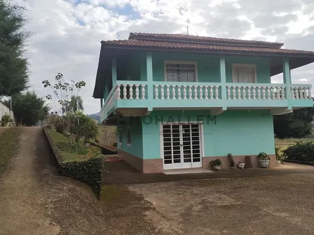 Sítio com 96800m² 4 quartos e 1 banheiro, à venda, no bairro Teodoros em Brazópolis