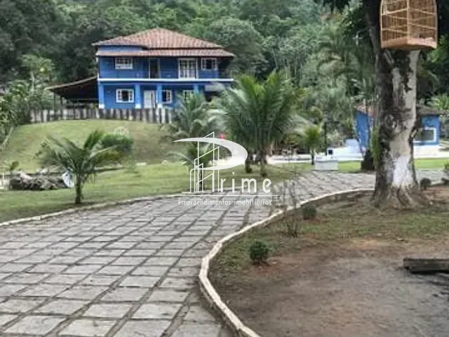 Sítio com 20000m² 7 quartos e 12 banheiros, à venda, no bairro Parada Modelo em Guapimirim