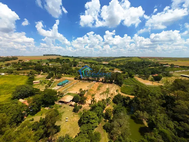 Sítio com 29000m² 4 quartos e 2 banheiros, à venda, no bairro Centro em Elias Fausto