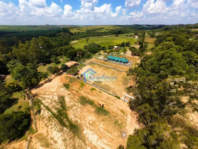 Sítio com 29000m² 4 quartos e 2 banheiros, à venda, no bairro Centro em Elias Fausto