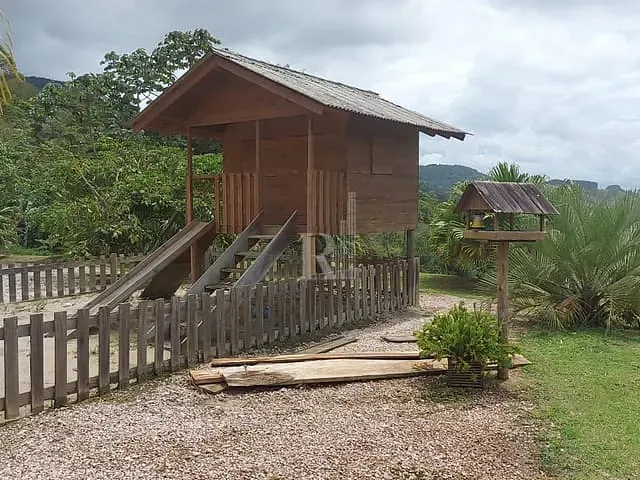 Sítio 2 quartos e 2 banheiros, à venda, no bairro Timbé em Tijucas
