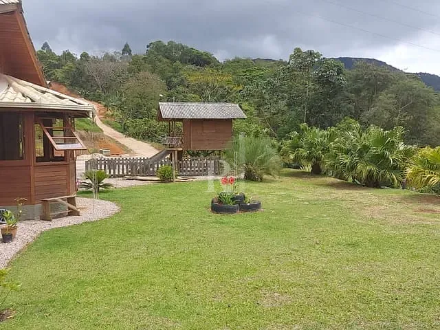 Sítio 2 quartos e 2 banheiros, à venda, no bairro Timbé em Tijucas