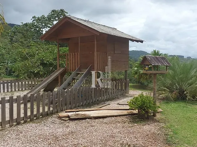 Sítio 2 quartos e 2 banheiros, à venda, no bairro Timbé em Tijucas