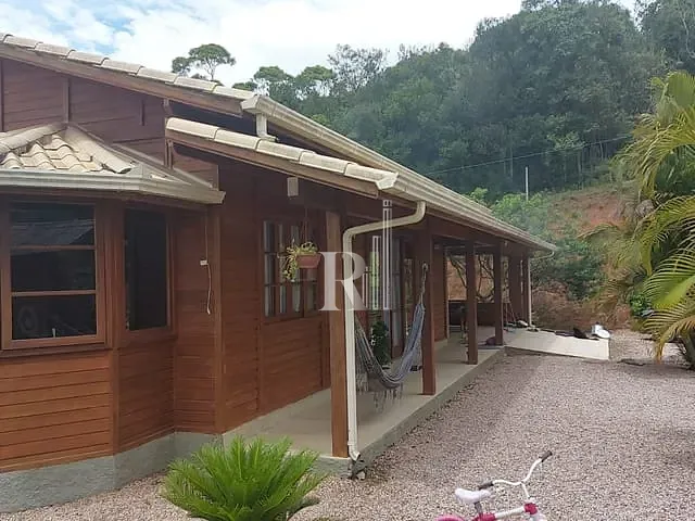 Sítio 2 quartos e 2 banheiros, à venda, no bairro Timbé em Tijucas