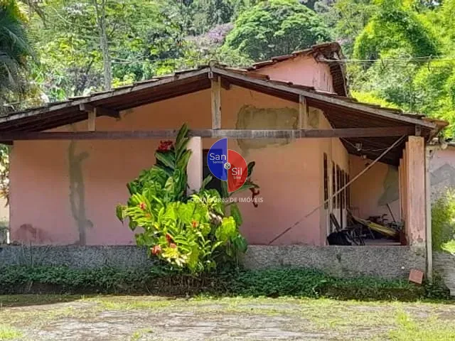 Chácara com 566000m² 3 quartos e 2 banheiros, à venda, no bairro Monte Oliveti em Guapimirim