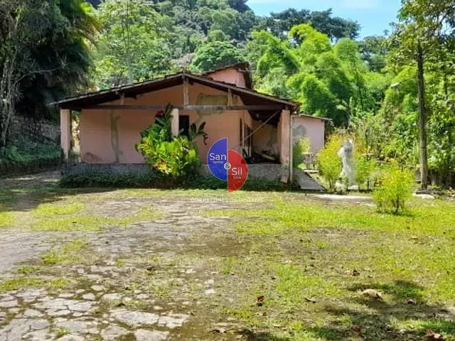 Chácara com 566000m² 3 quartos e 2 banheiros, à venda, no bairro Monte Oliveti em Guapimirim