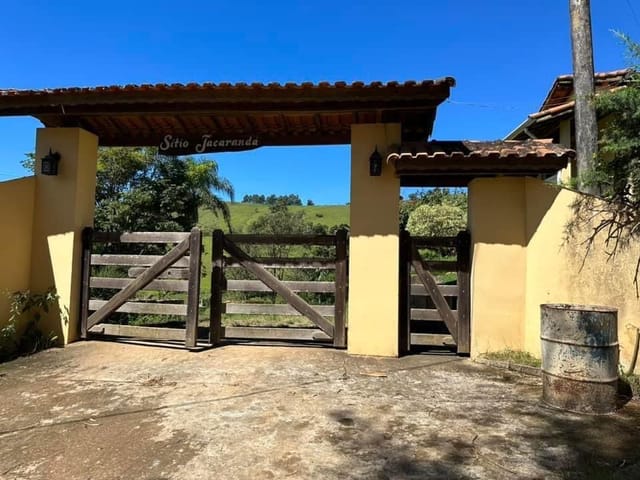 Sítio com 20000m², à venda, no bairro Roseta em Cambuí