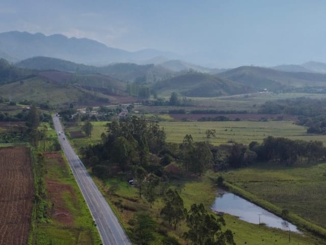 Sítio com 200000m² 4 quartos e 5 banheiros, à venda, no bairro BR 267 em Lima Duarte