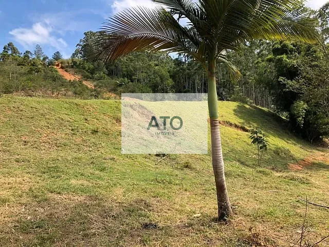Terreno com 67000m², à venda, no bairro Estrada Geral do Moura em Canelinha