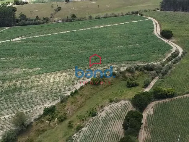Sítio com 454540m², à venda, no bairro Registro em Porto Feliz