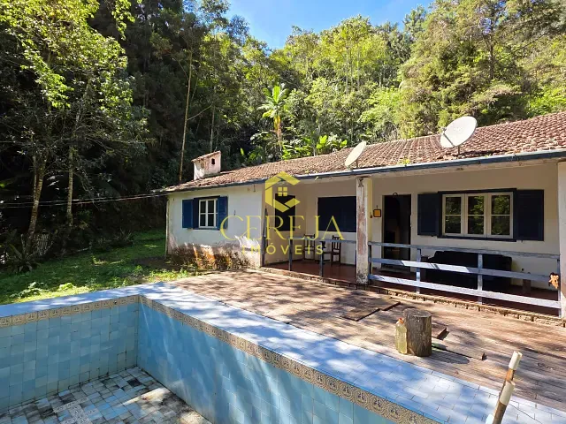 Sítio com 78493m² 4 quartos e 2 banheiros, à venda, no bairro Mury em Nova Friburgo