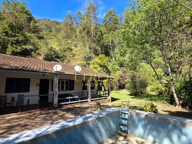 Sítio com 78493m² 4 quartos e 2 banheiros, à venda, no bairro Mury em Nova Friburgo