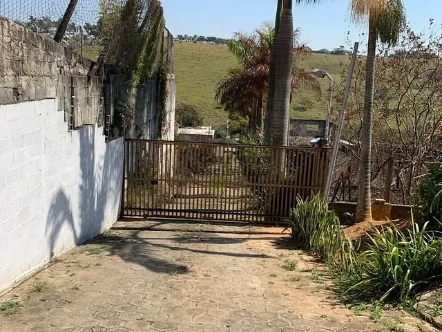 Sítio com 8600m², à venda, no bairro Parque Santo Antônio em Jacareí