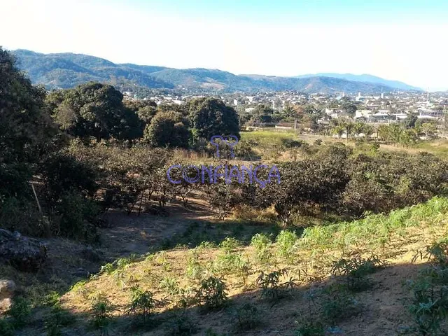 Sítio com 28614m², à venda, no bairro Guaratiba em Rio de Janeiro
