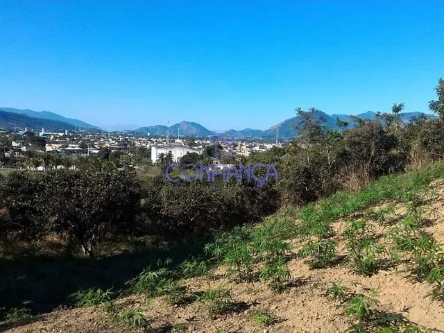 Sítio com 28614m², à venda, no bairro Guaratiba em Rio de Janeiro