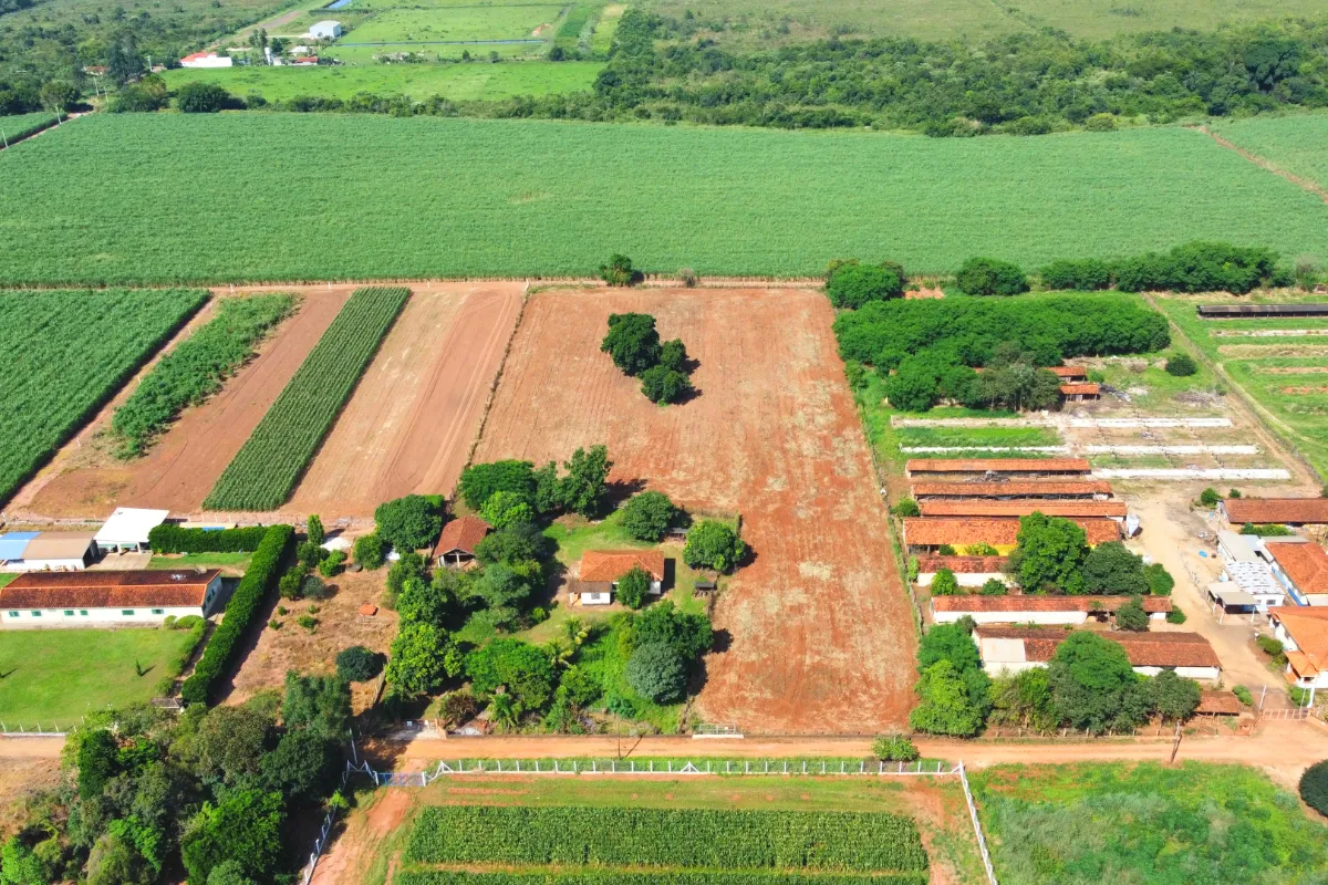 Casa rural para venda em NUCLEO COLONIAL DE GUATAPARA, 15,000m²