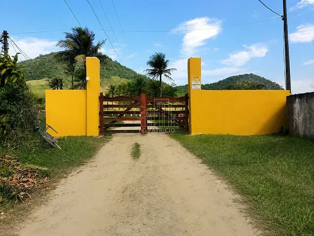 Terreno com 10000m², à venda, no bairro Parada Modelo em Guapimirim