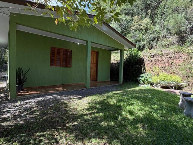 Sítio com 400m² 2 quartos e 1 banheiro, à venda, no bairro Capela São Miguel em Nova Prata