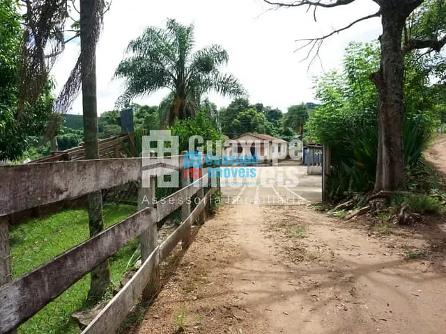Sítio com 100m², à venda, no bairro SITIO em GUARANÉSIA