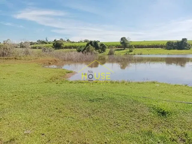 Sítio com 260000m² 2 quartos e 1 banheiro, à venda, no bairro Rural em Álvares Florence