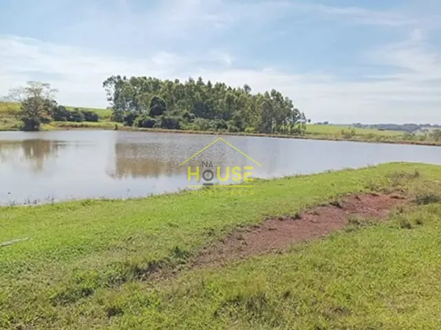 Sítio com 260000m² 2 quartos e 1 banheiro, à venda, no bairro Rural em Álvares Florence