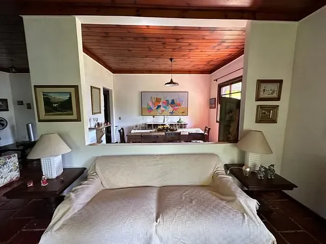 Sítio com 24200m² 4 quartos e 5 banheiros, à venda, no bairro Cuiabá em Petrópolis