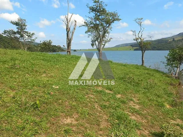 Sítio com 78000m², à venda, no bairro Zona Rural em Guapé