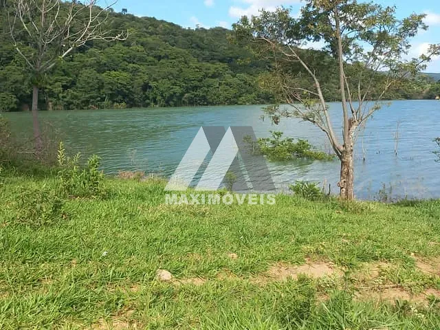 Sítio com 78000m², à venda, no bairro Zona Rural em Guapé