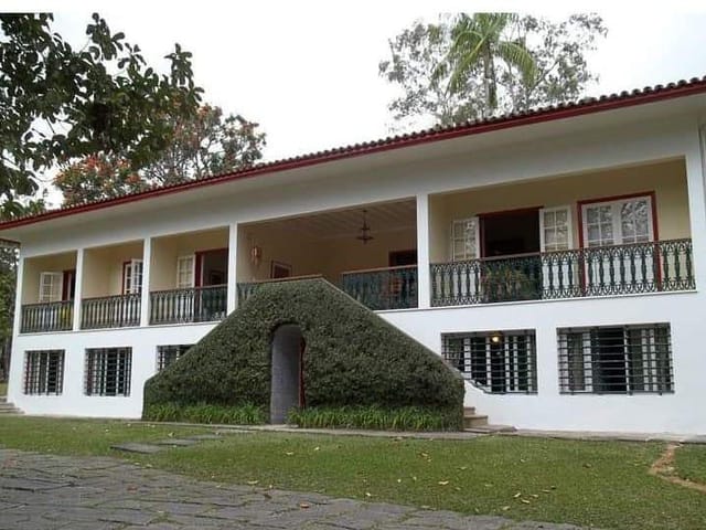 Sítio com 30000m² 10 quartos e 10 banheiros, à venda, no bairro Vila Bom Jardim em Bananal