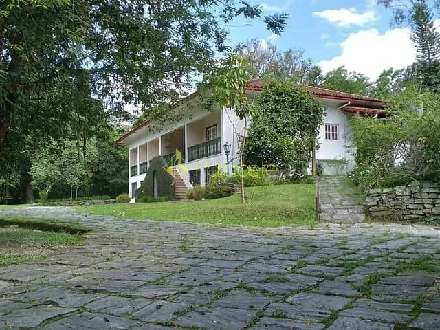 Sítio com 30000m² 10 quartos e 10 banheiros, à venda, no bairro Vila Bom Jardim em Bananal