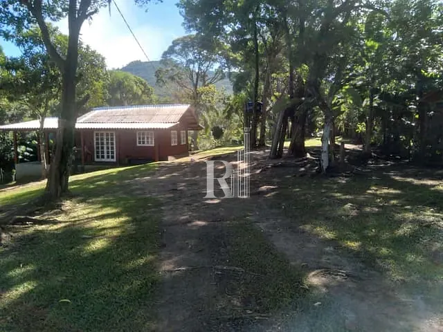 Sítio com 1m² 2 quartos e 1 banheiro, à venda, no bairro Morretes em Tijucas