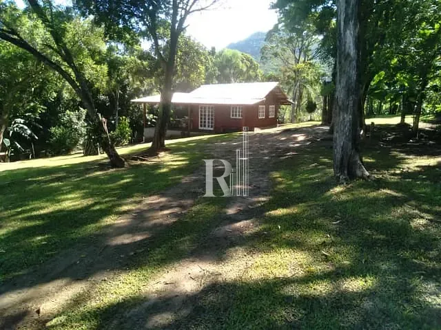 Sítio com 1m² 2 quartos e 1 banheiro, à venda, no bairro Morretes em Tijucas