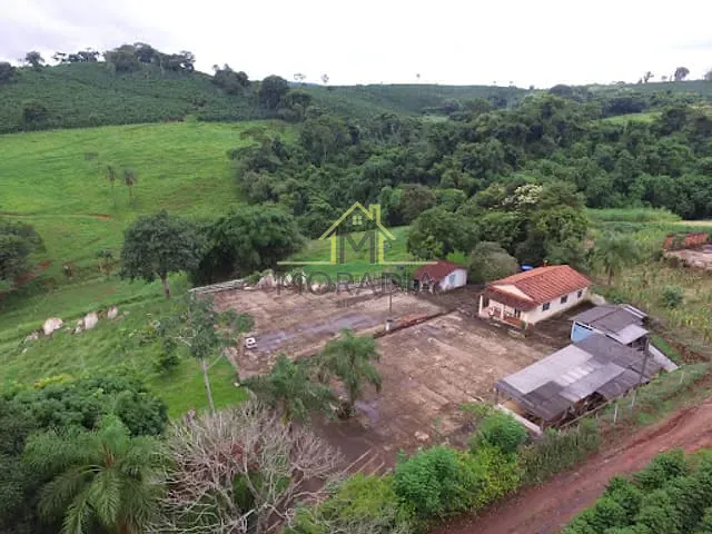Sítio com 60000m² 3 quartos e 2 banheiros, à venda, no bairro Rural em Guaranésia