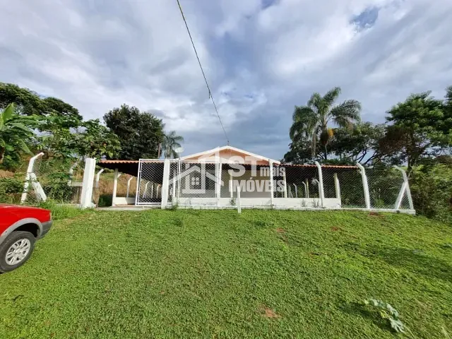 Sítio com 2000m² 4 quartos e 3 banheiros, à venda, no bairro Zona Rural em Andradas