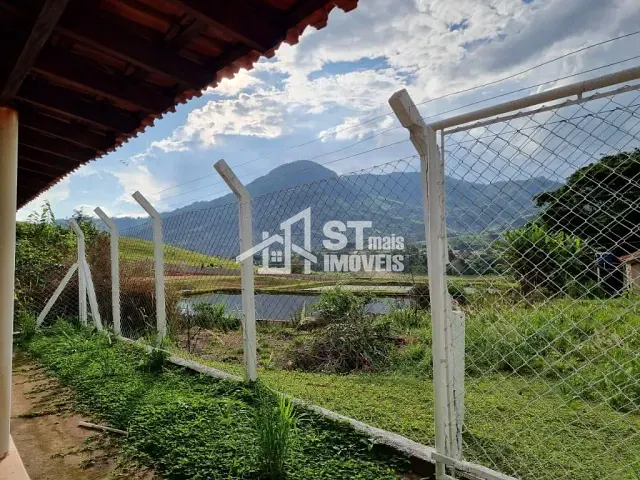 Sítio com 2000m² 4 quartos e 3 banheiros, à venda, no bairro Zona Rural em Andradas