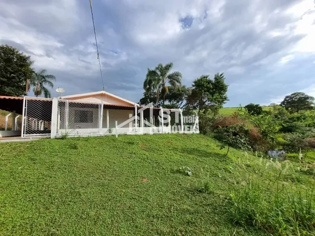 Sítio com 2000m² 4 quartos e 3 banheiros, à venda, no bairro Zona Rural em Andradas