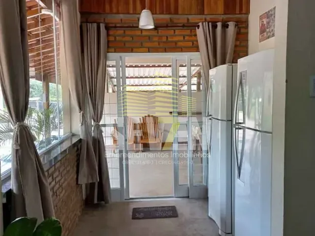Sítio com 45000m² 6 quartos e 4 banheiros, à venda, no bairro Chácara dos Laranjais em Marília