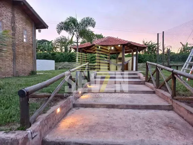 Sítio com 45000m² 6 quartos e 4 banheiros, à venda, no bairro Chácara dos Laranjais em Marília